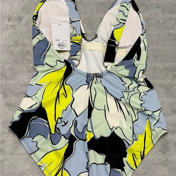 Women's Apt. 9® Square Trim Scoopneck One Piece Tankini Swimsuit - Picture 6 of 10